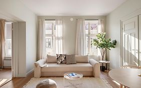Dinbnb Apartments Gruenerlokka I 2-Bedroom With Double Queen Room & Balcony